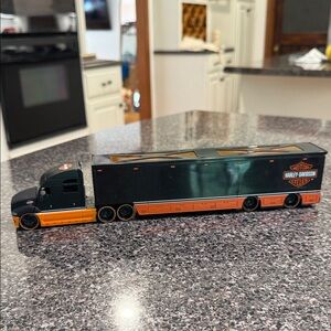 Harley-Davidson Black and Orange Toy Hauler